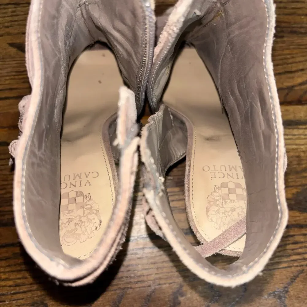 Vince Camuto Janessa Gray Suede Peep Toe Booties Tassel Heel Size 8.5